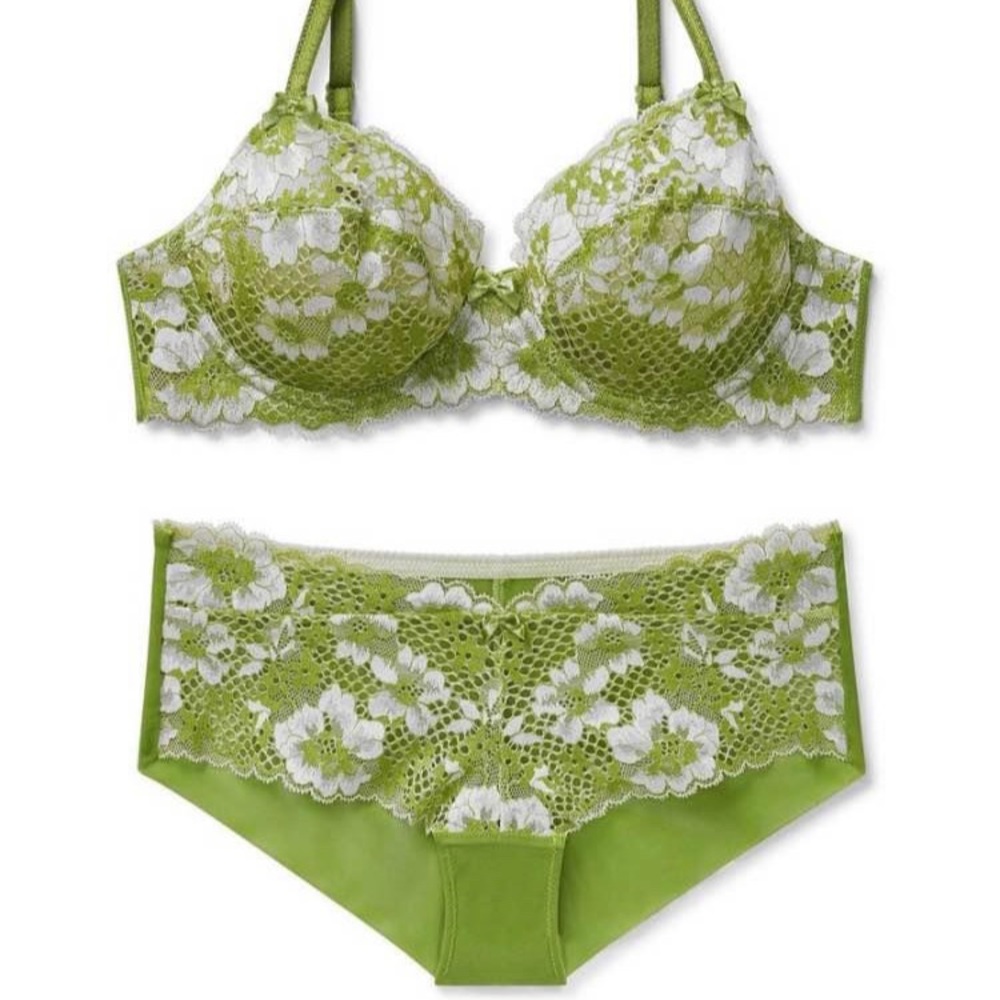 New green Adore Me bra set